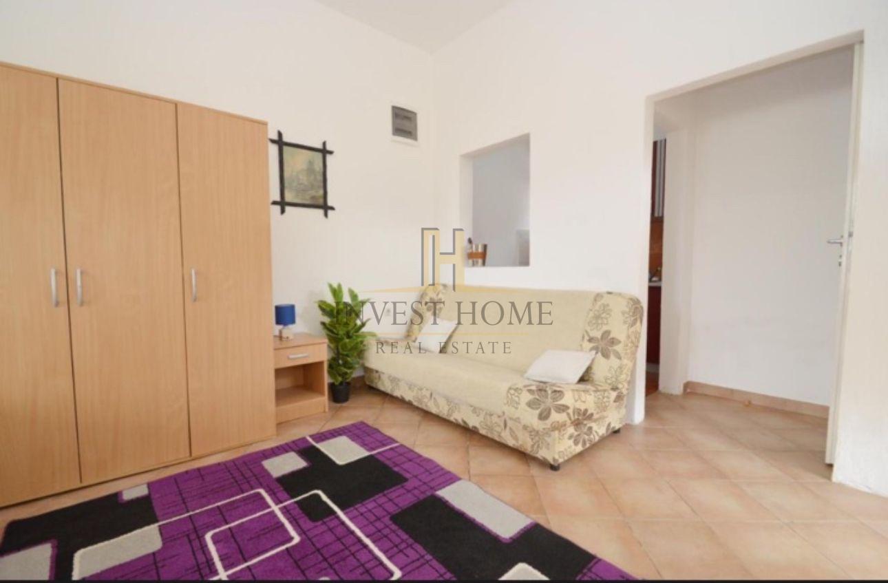 Garsonjra, Kotor, 30m2
