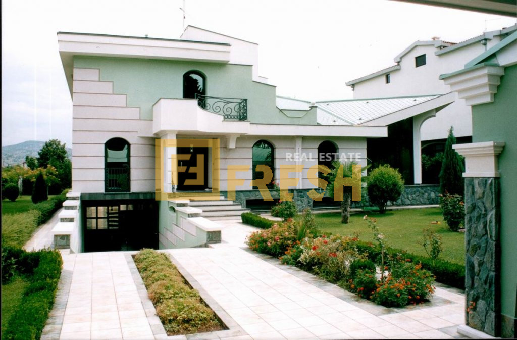 Kuća, cca 800m2, Zagorič, Izdavanje