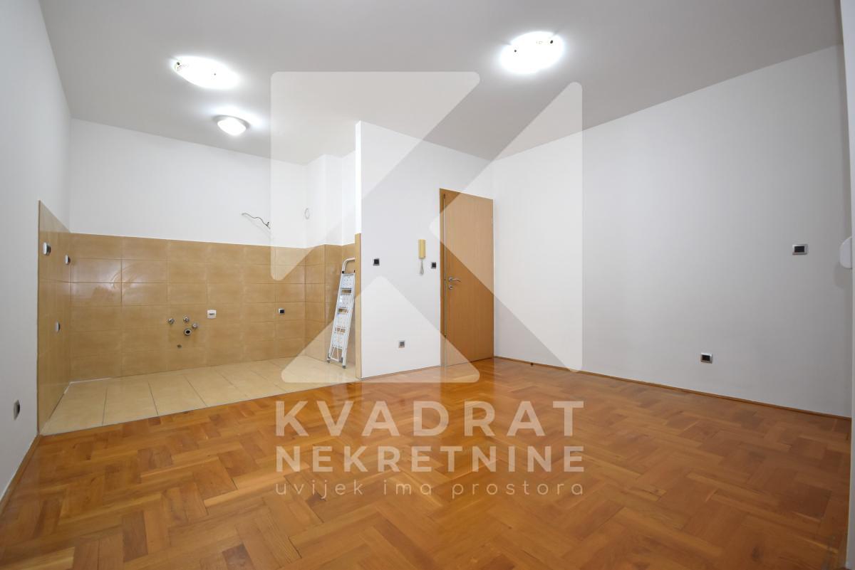 Izdavanje, Jednosoban stan, Podgorica, Zabjelo, 48m2