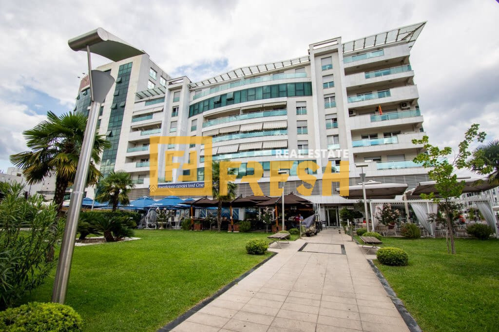 Četvorosoban stan, 160m2, Preko Morače, Izdavanje