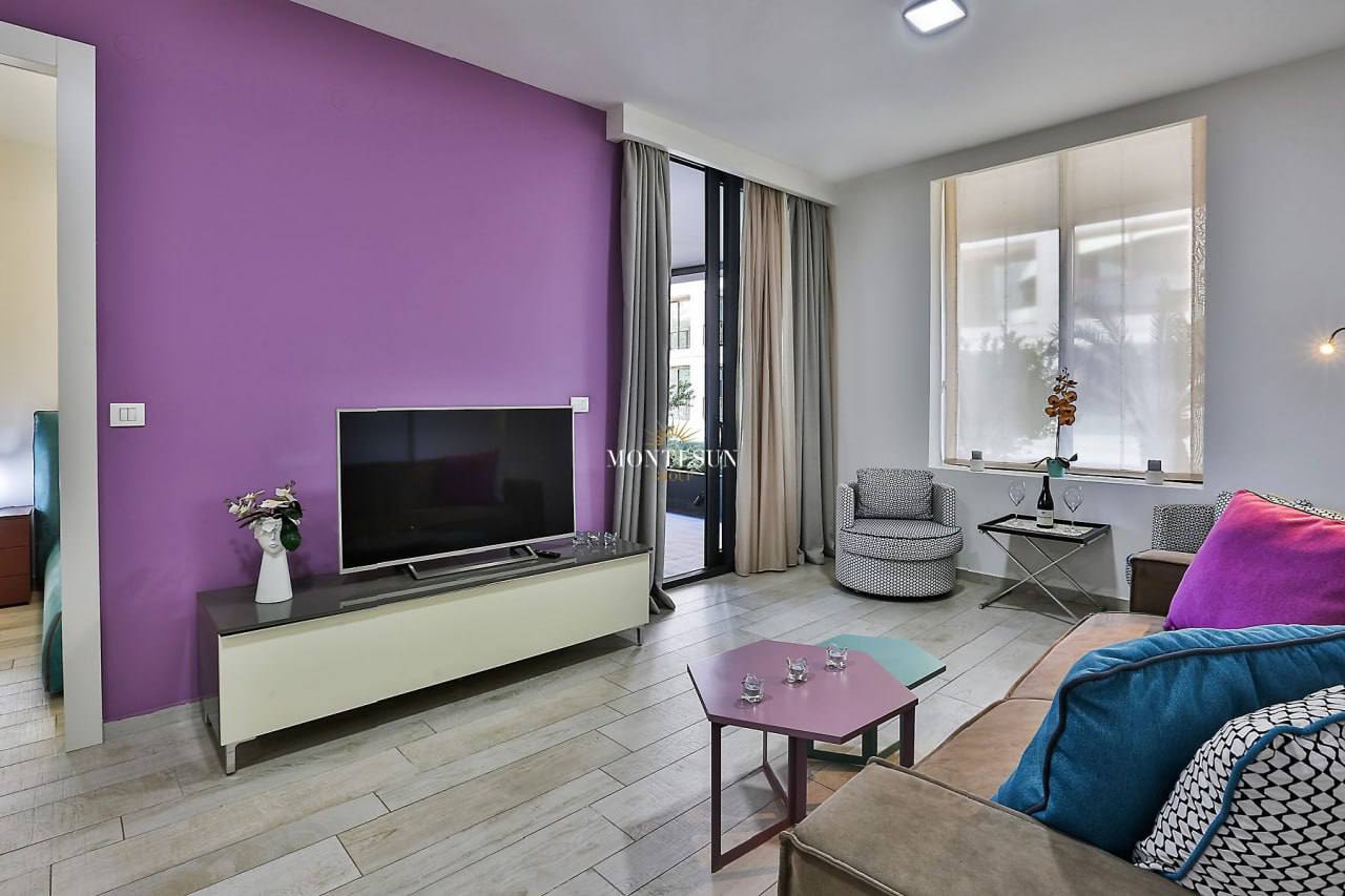 Iznajmljujem Stan-Apartman, Budva