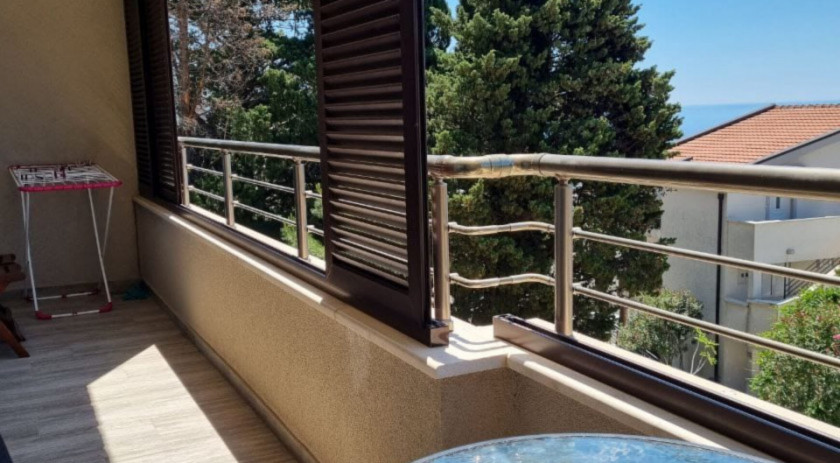 Apartment in a club house near the beach, Petrovac