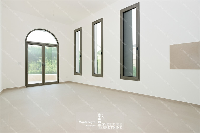 Prodajem Stan-Apartman, Meljine