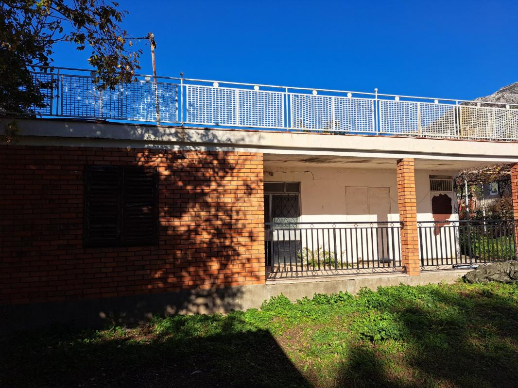 House in Sutomore, 119 m²