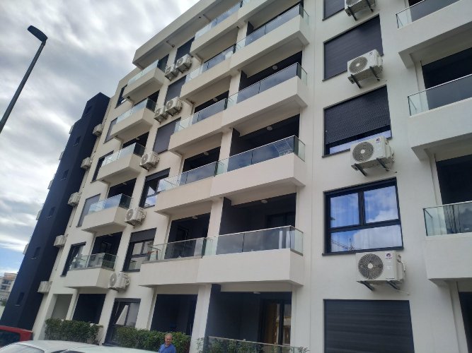 Prodajem Stan-Apartman, Bar