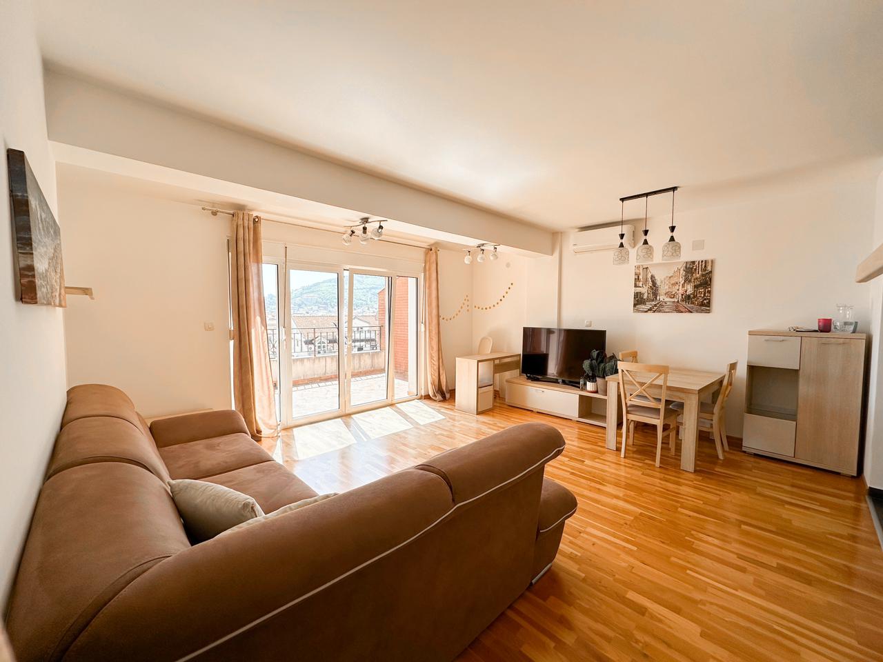 Apartment for Rent, Budva — €750