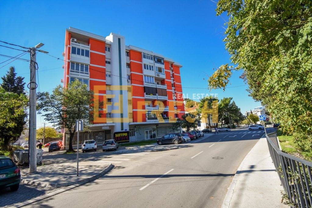 Three-room apartment, 100m2, Center, For rent