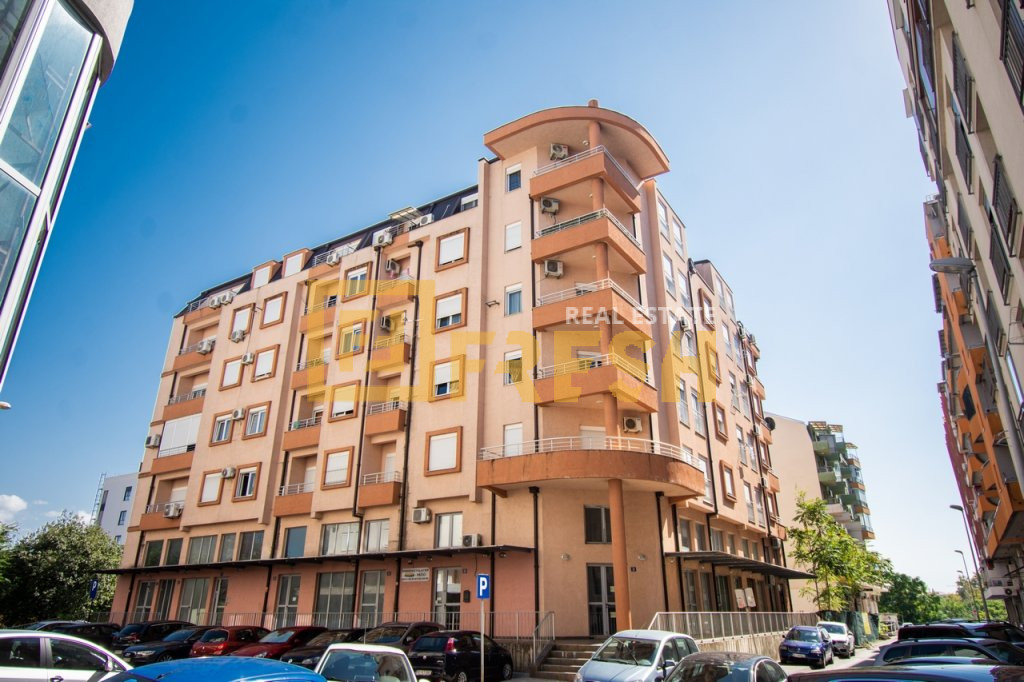 Сдается однокомнатная квартира, 46м2, за Дельтой.