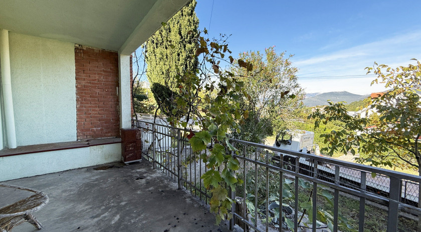Renovated three-storey house in Radovici, Luštica