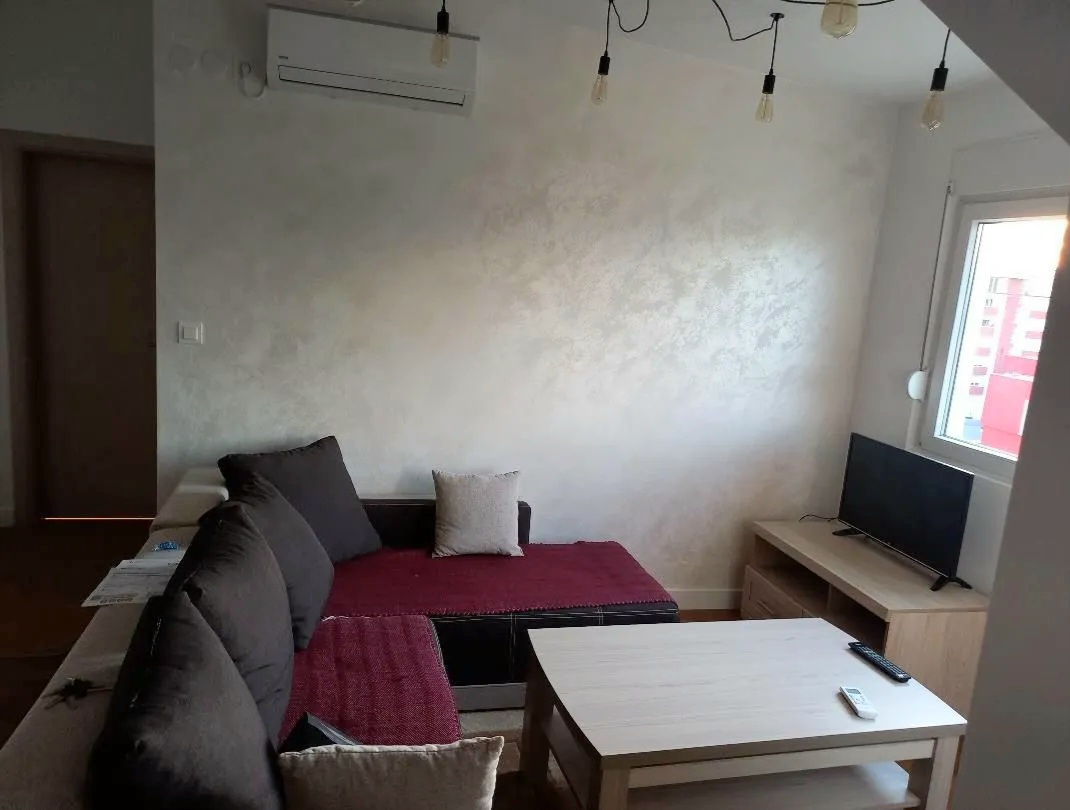 Iznajmljujem Stan-Apartman, Ljubović