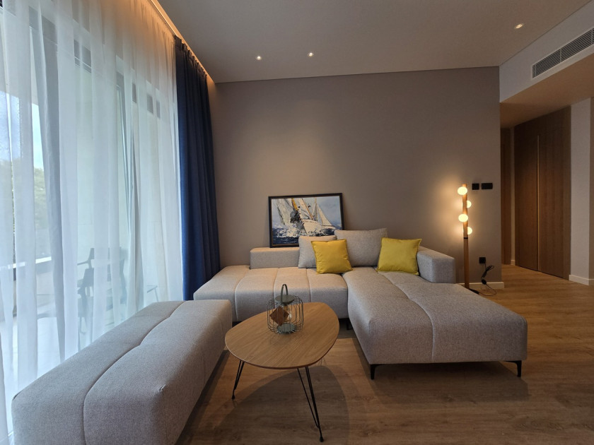 Na godinu dana 2-soban stan sa garazom - Boka Place Porto