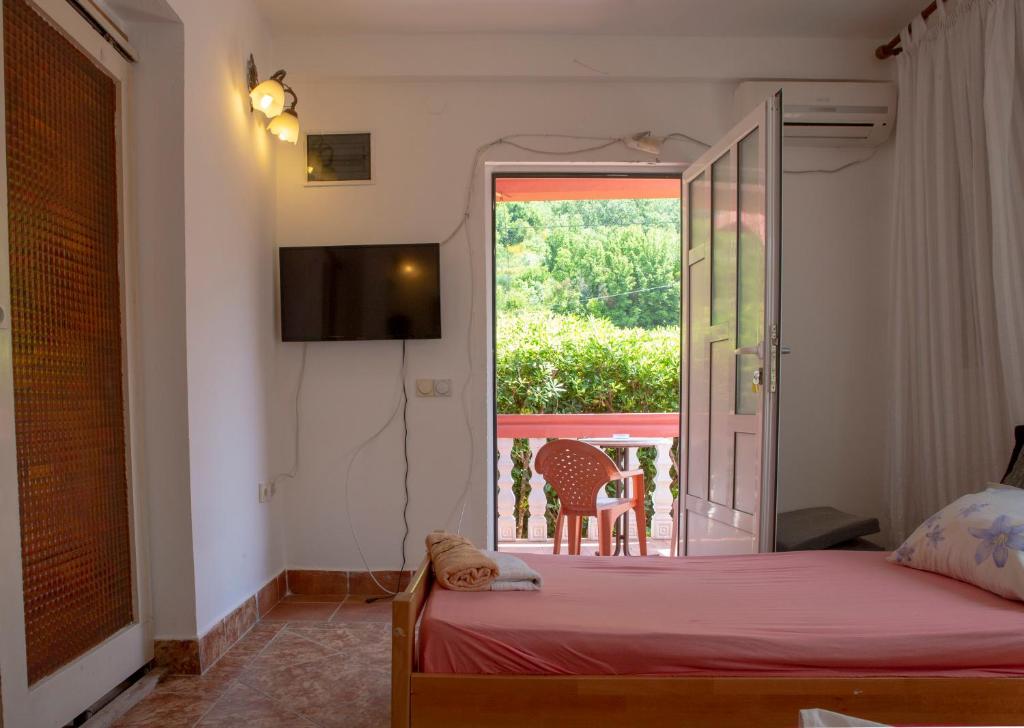 Apartment ID: 3807 Two Bedroom Apartment Family 9 - Bar - Canj