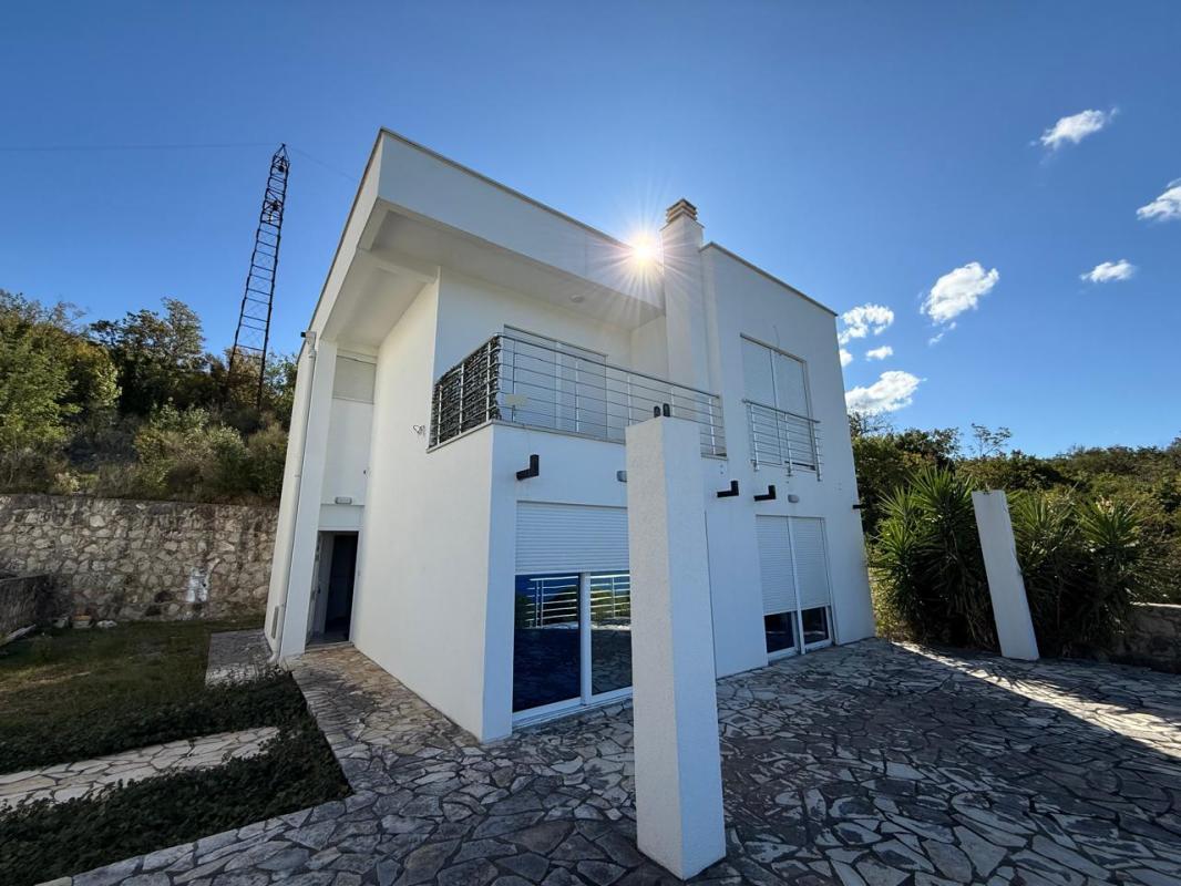 Дом в Ratac, 150 m²