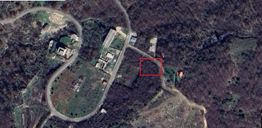 Land For Sale, Tuđemili