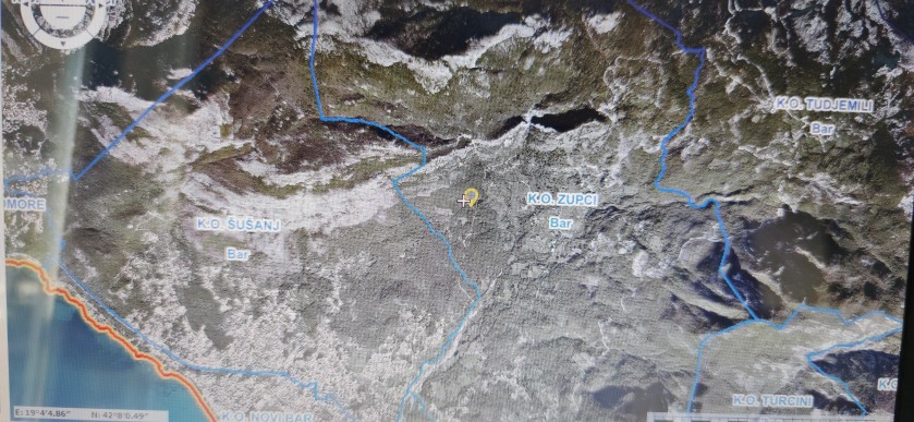 Prodajem Zemljište, Zupci