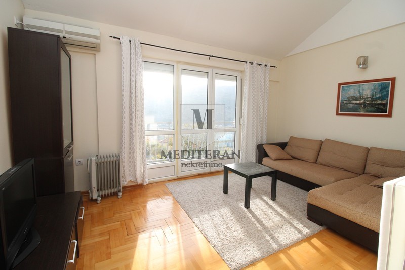 Prodajem Stan-Apartman, Igalo