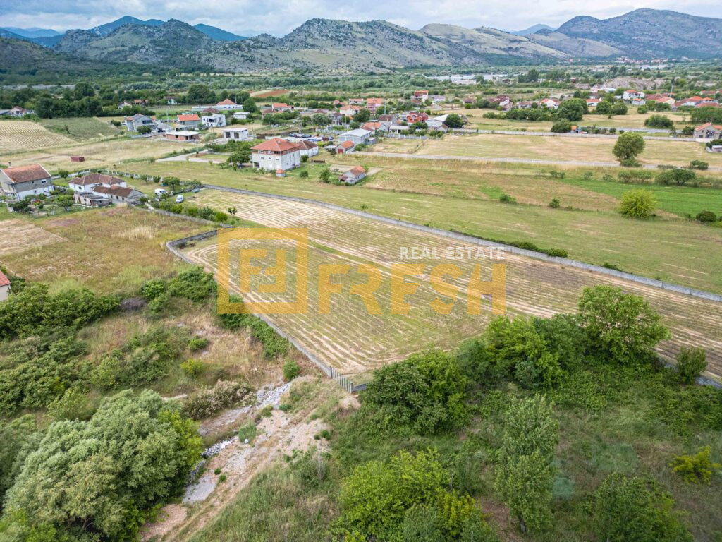 Urbanizovan plac, 6000m2, Mahala, Prodaja