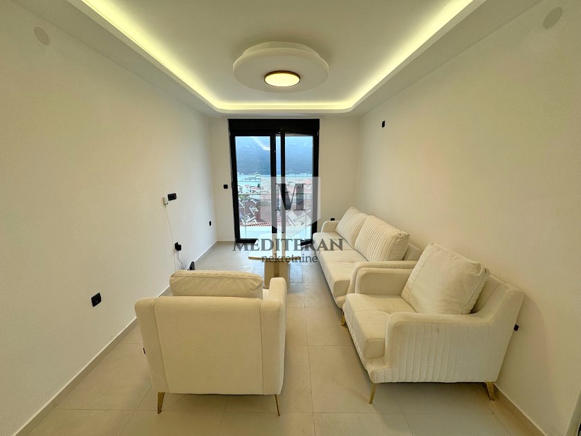 Prodajem Stan-Apartman, Đenovići