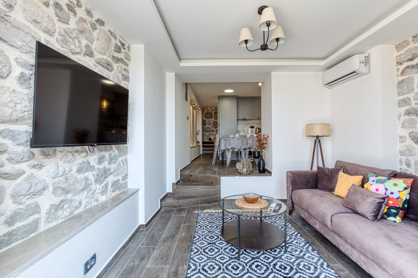 Iznajmljujem Stan-Apartman, Kuljače