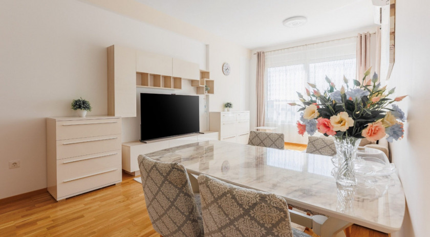 Beautiful apartment in Becici, Bečići