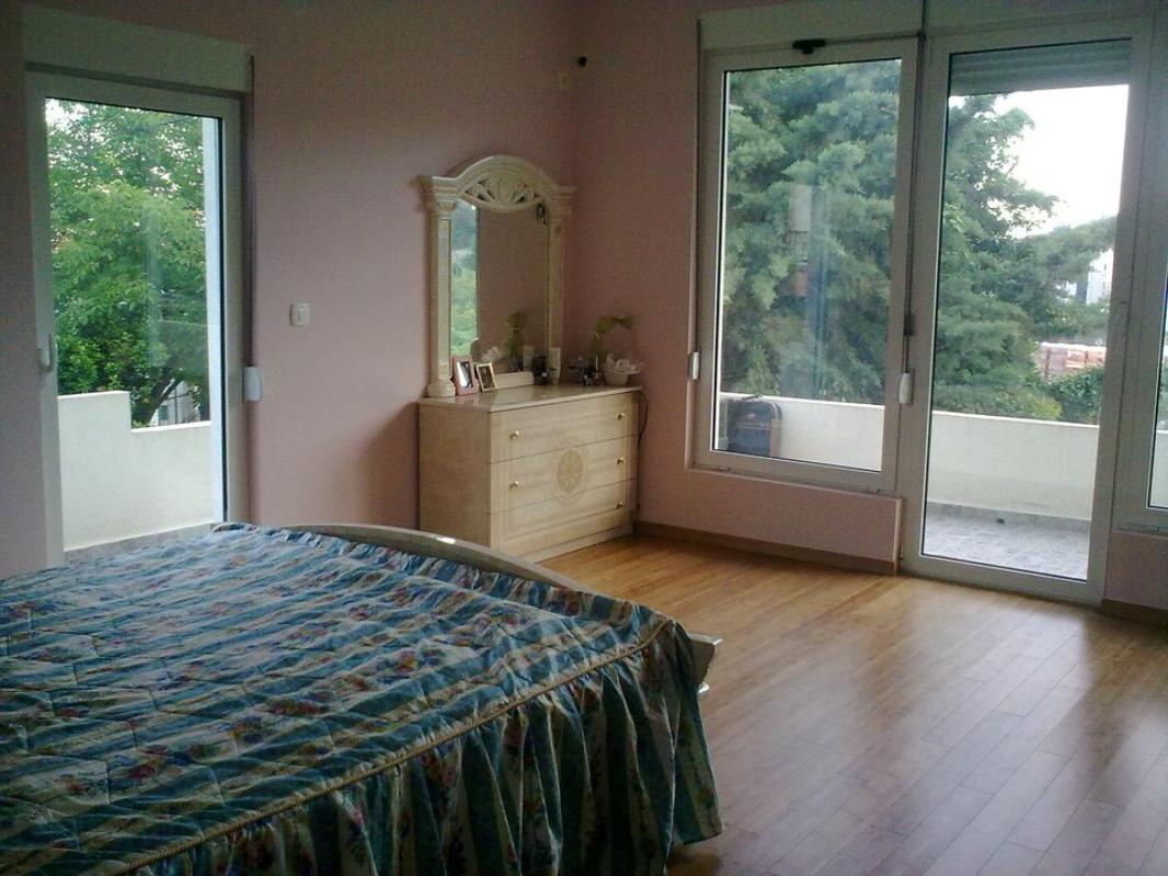 Коммерческая недвижимость в Podmaine, 537 m²