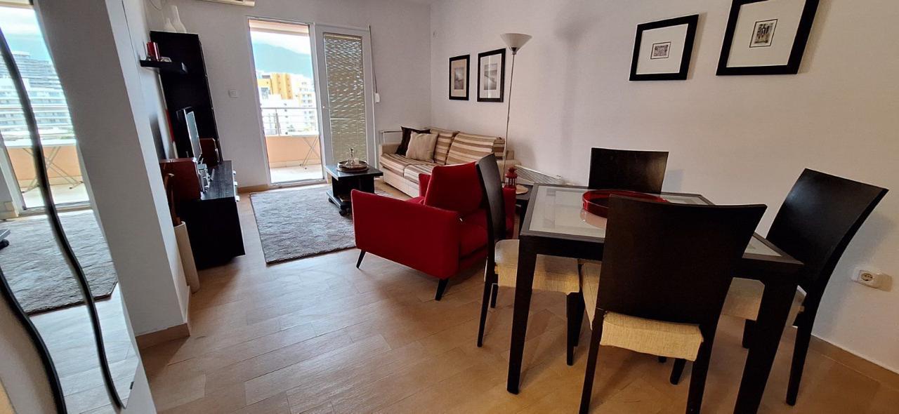 Iznajmljujem Stan-Apartman, Babin Do