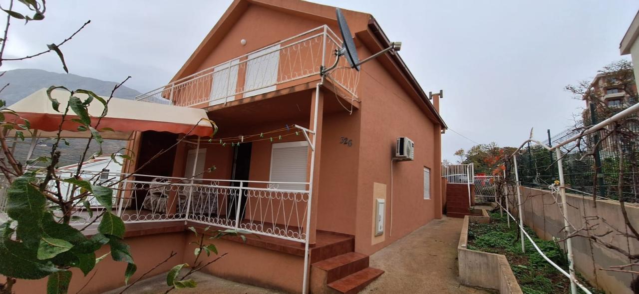 Дом в Dobra Voda, 84 m²