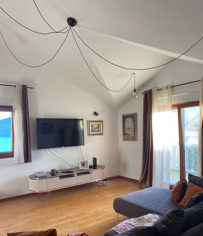 Modern 1-BR Apartment | Sea View | Elevator | Parking | Savina