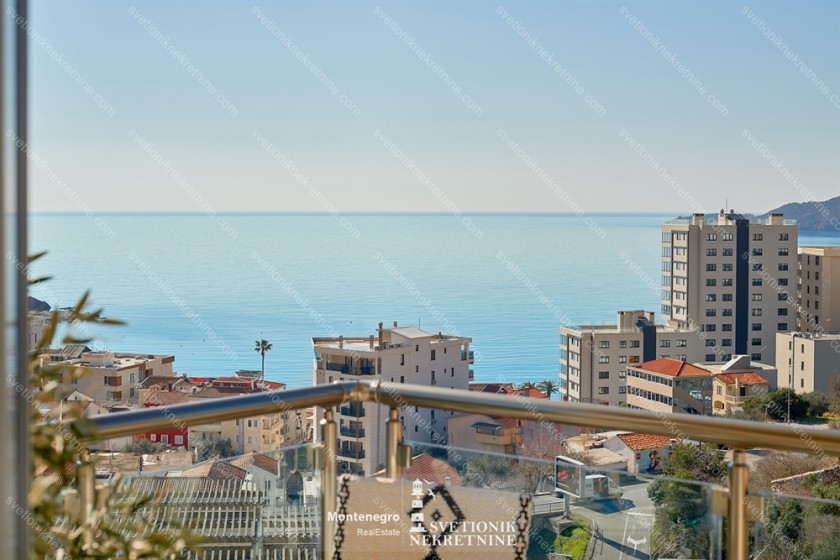 Prodajem Stan-Apartman, Bečići