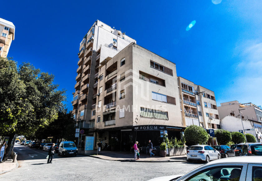 ZDAVANJE – JEDNOSOBAN STAN / POSLOVNI PROSTOR | CENTAR – IZNAD FORUM RESTORANA,