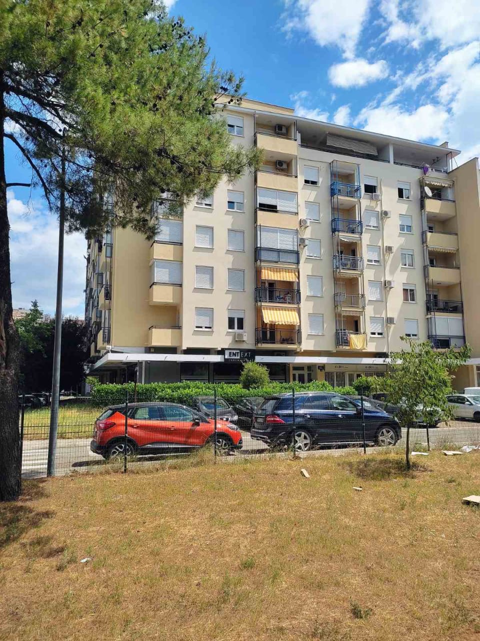 One Bedroom For Rent , Blok 6 , 48m2