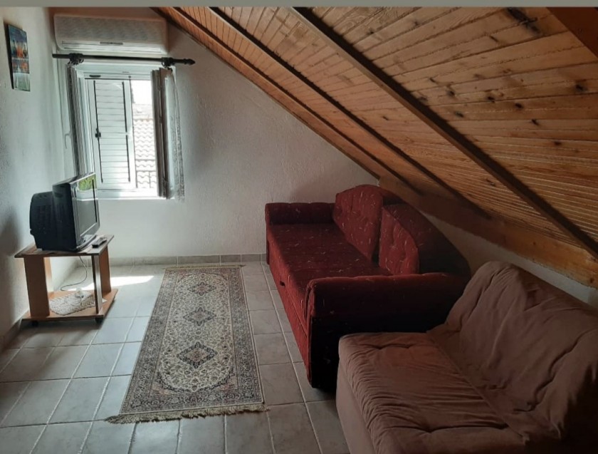 Iznajmljujem Stan-Apartman, Porto Montenegro