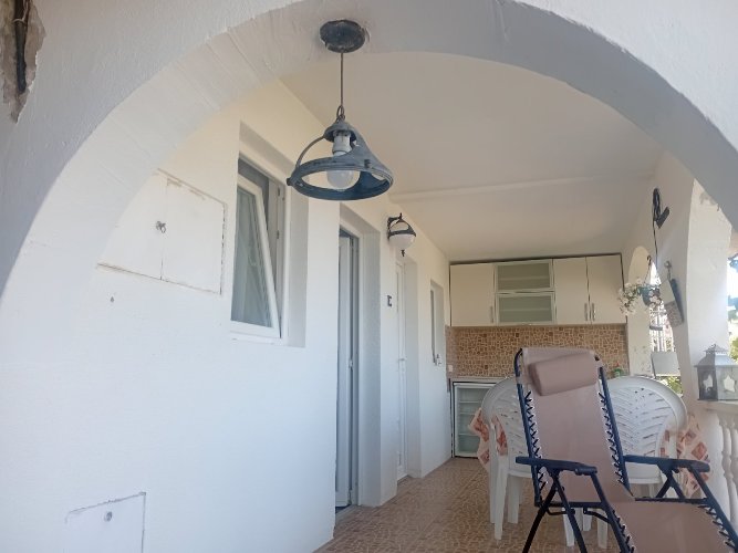 Prodajem Kuću, Dobre Vode