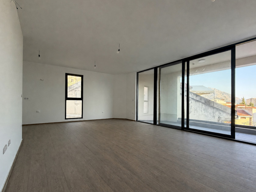 Apartment for Sale, Budva Okolina — €275,000