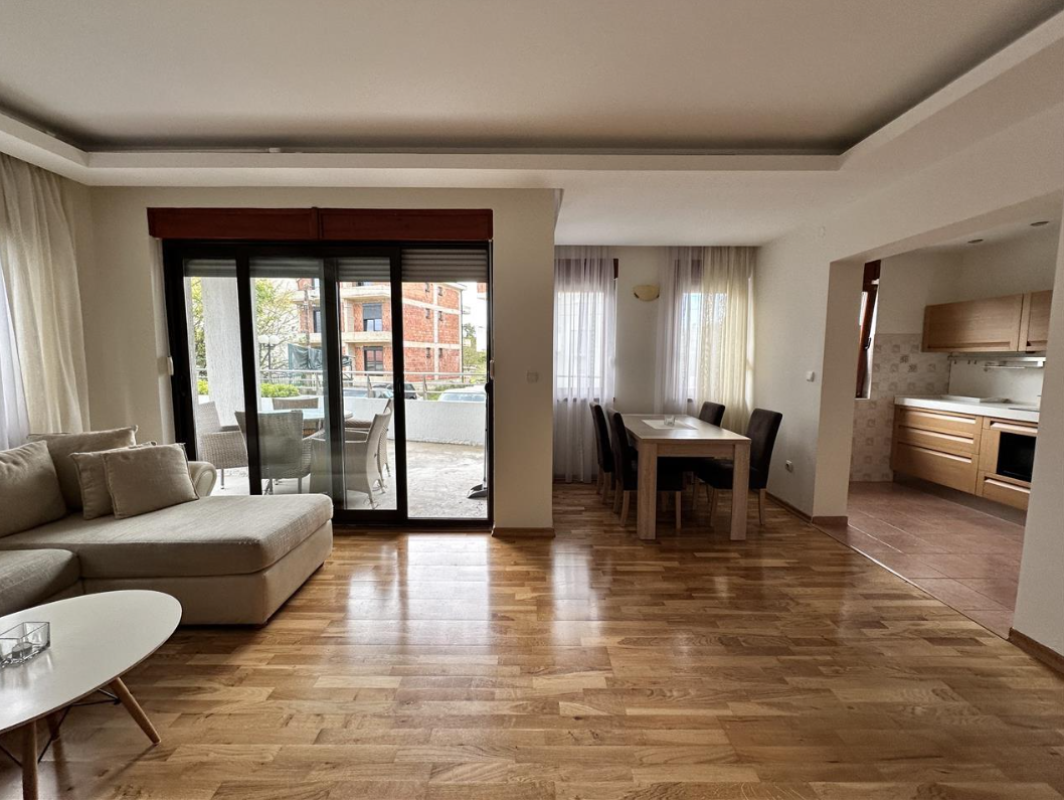 Квартира в Denovici, 73 m²