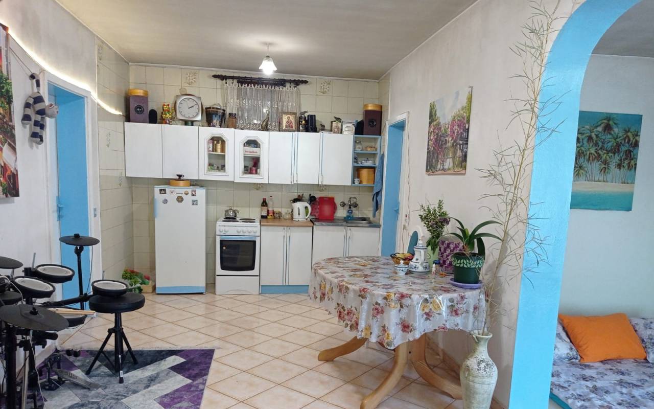 Дом в Herceg Novi, 94 m²
