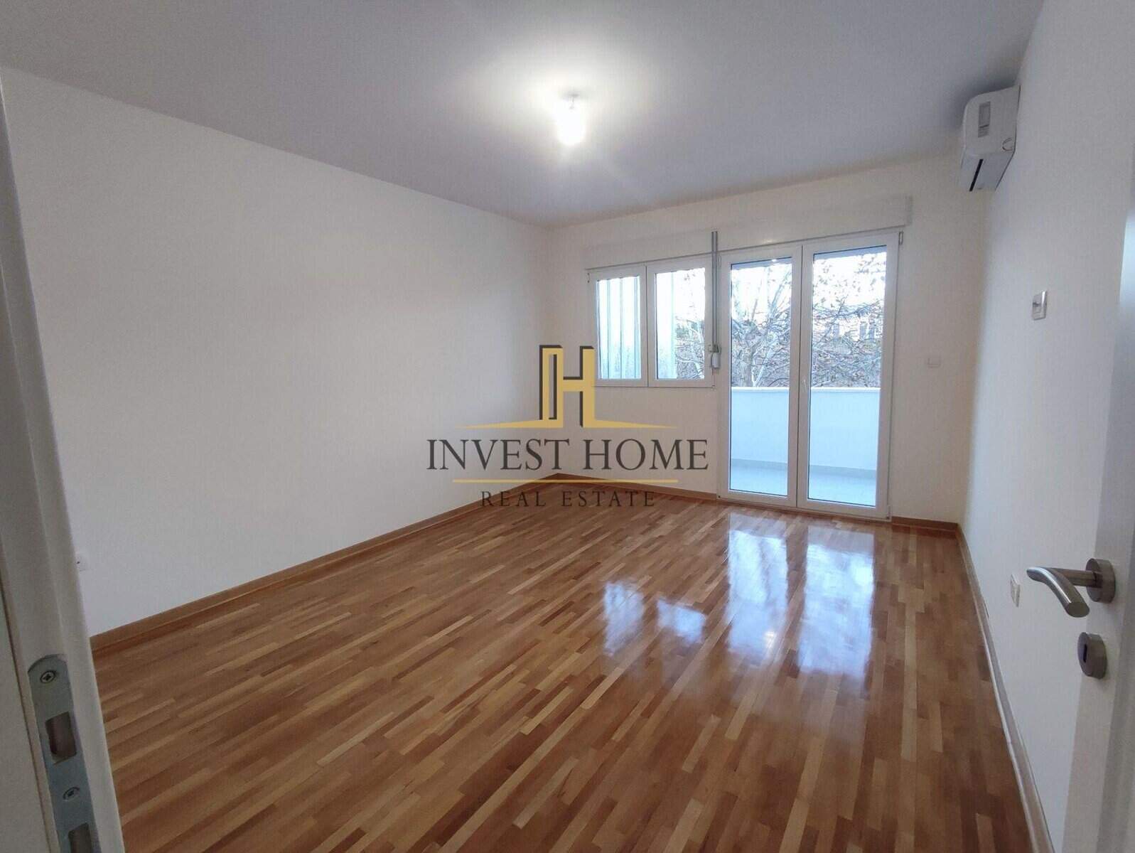 Коммерческая недвижимость в аренду, Podgorica — €700