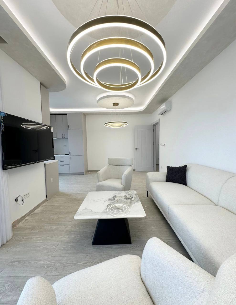 Prodajem Stan-Apartman, Bečići