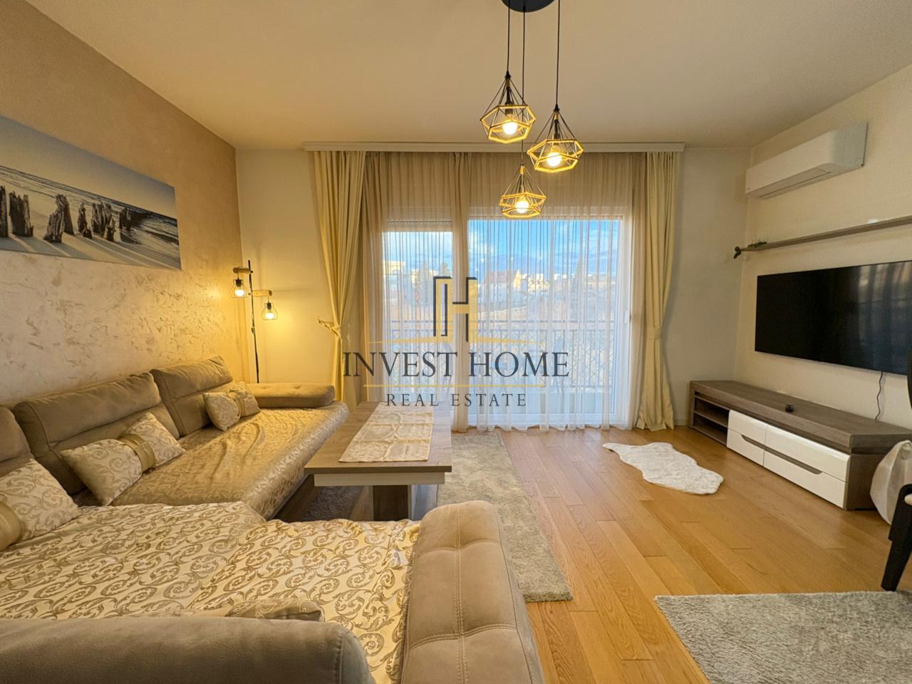 Dvosoban stan, Centar, 63m2