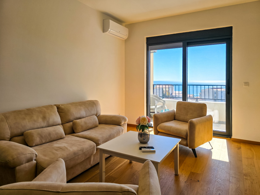 Prodajem Stan-Apartman, Bečići