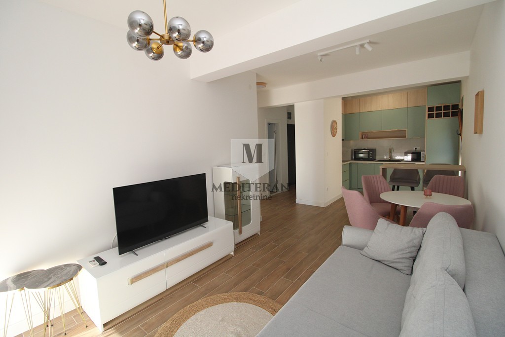 Prodajem Stan-Apartman, Kumbor