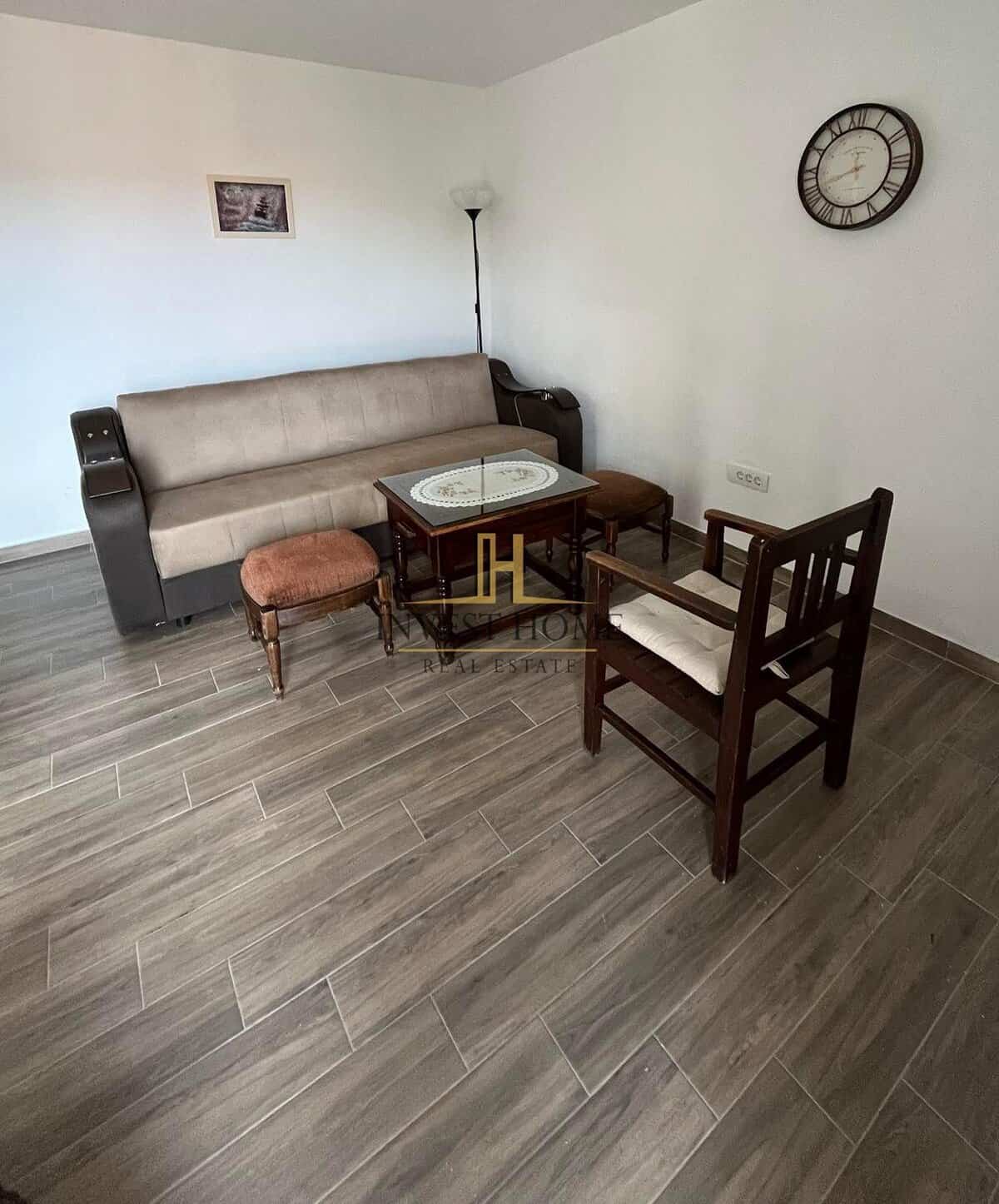 Dvosoban stan, Kavači, 63m2