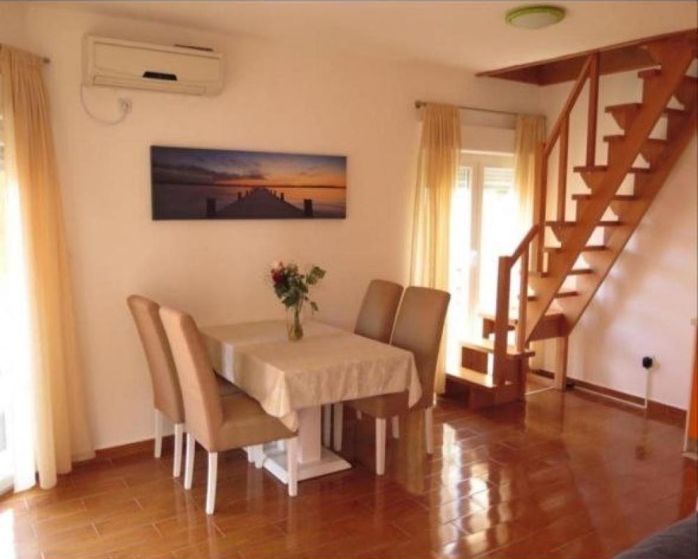 Квартира в Petrovac, 68 m²