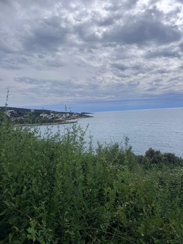 Land plot in Utjeha, 805 m²