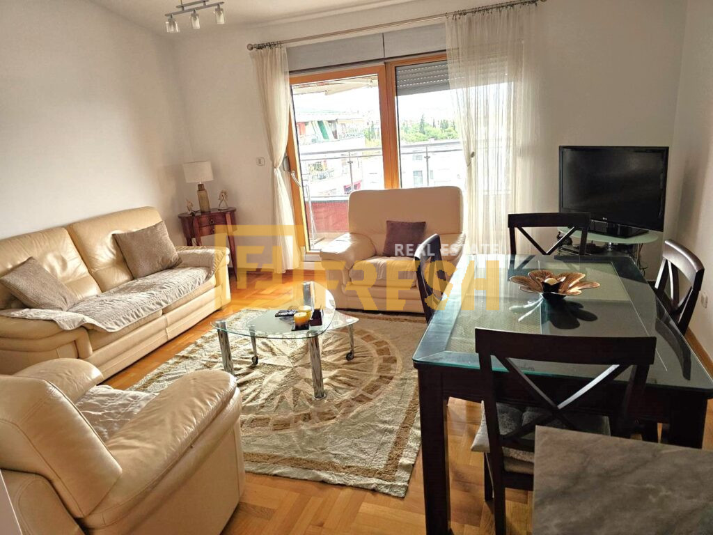 Jednosoban stan, 50m2, Preko Morače, Izdavanje