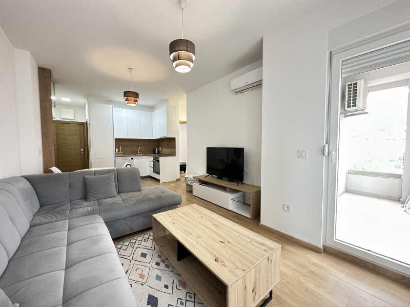 Prodajem Stan-Apartman, Rozino