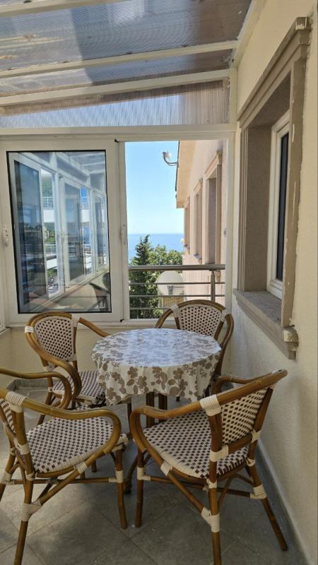 Apartment in Petrovac, 74 m²