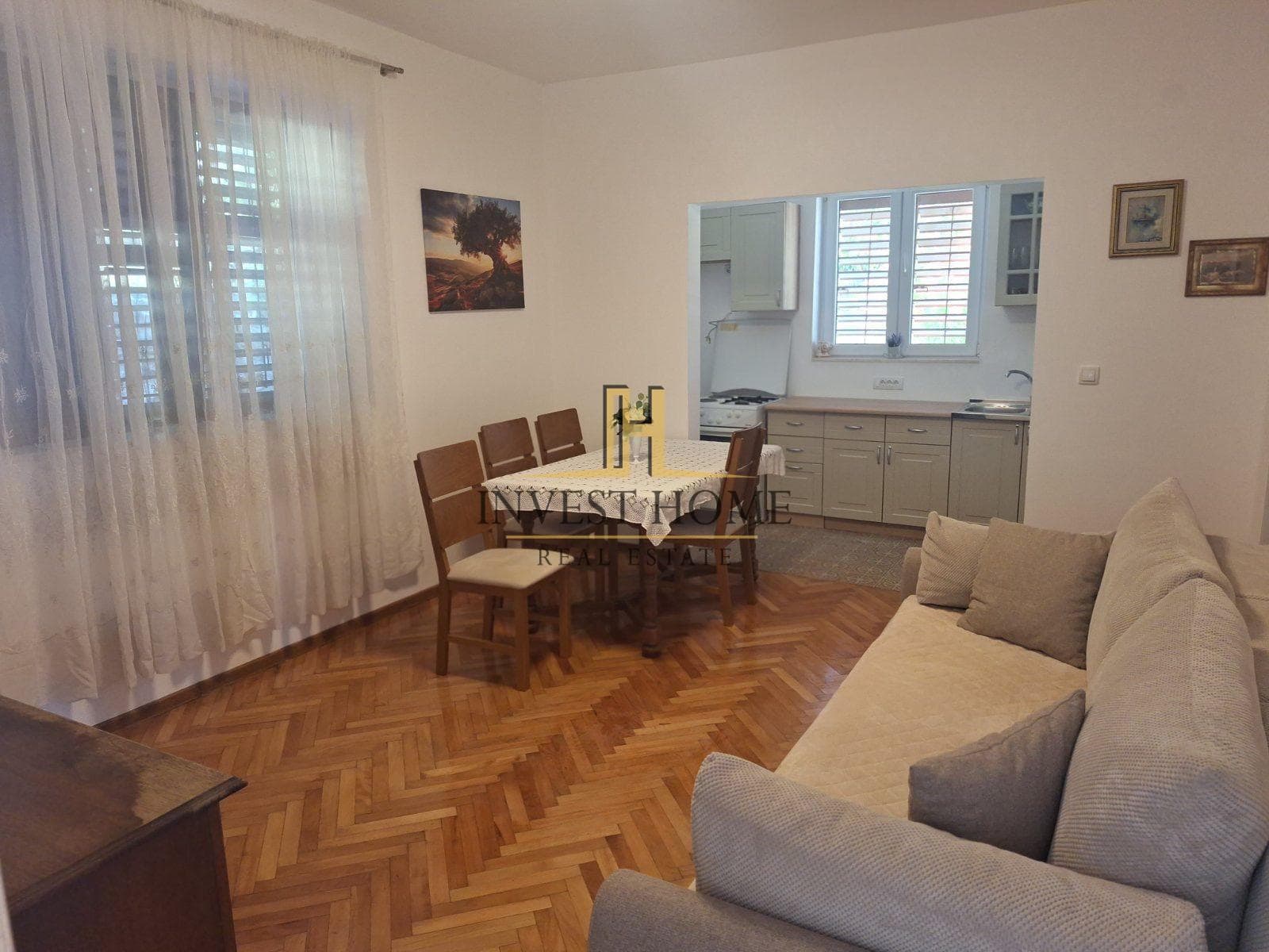 Dvosoban stan, Češljar, 65m2