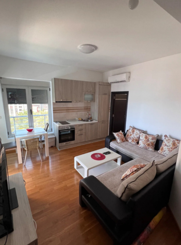 Квартира в Becici, 37 m²