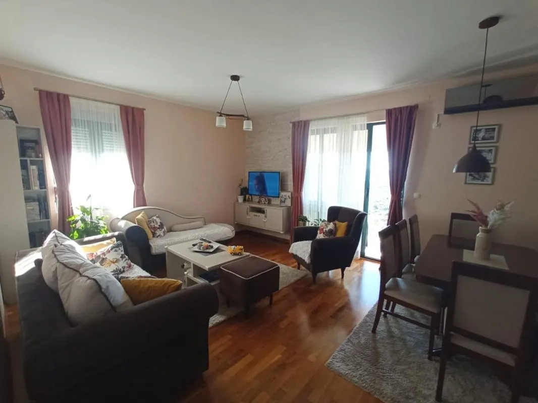 Apartment in Kotor, 101 m²